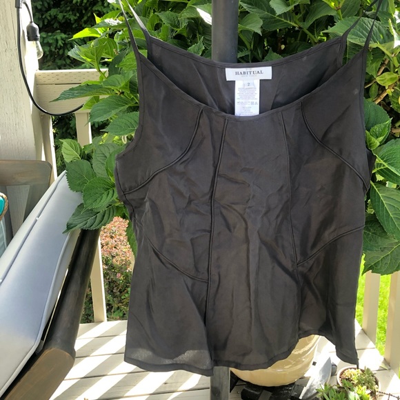 HABITUAL tank top - Picture 4 of 7